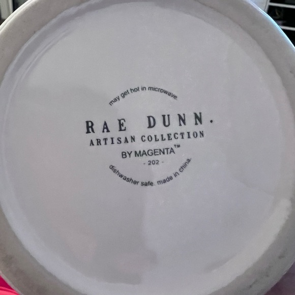 Rae Dunn Magenta Lemonade Pitcher, Artisan collection - Picture 2 of 3